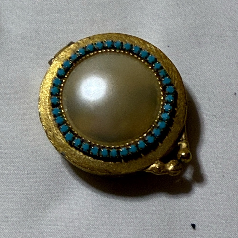 Vintage Germaine Monteil Compact